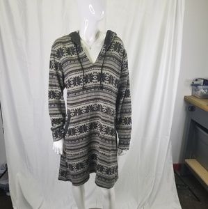 Urban Nomad Long Sleeve hooded midi dress